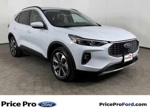 2025 Ford Escape Platinum