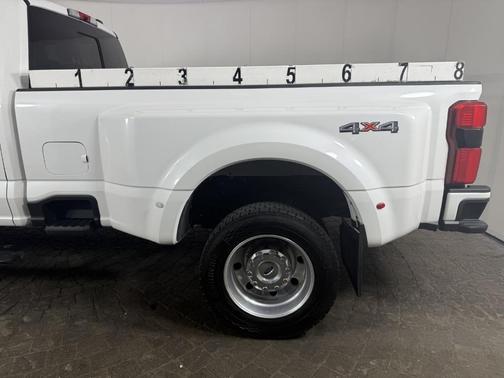 Star White 2023 Ford F-450 LIMITED