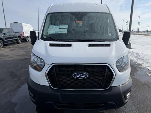 2026 Ford Transit-250 148 WB Medium Roof Cargo