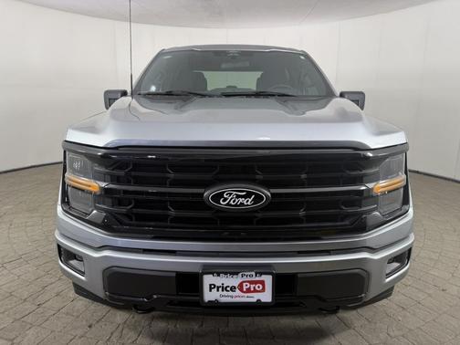 Iconic Silver Metallic 2025 Ford F-150 XLT