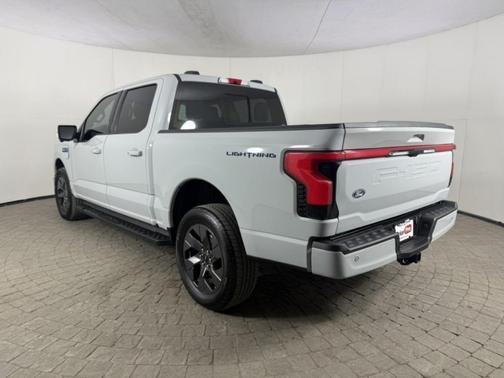 2024 Ford F-150 Lightning LARIAT