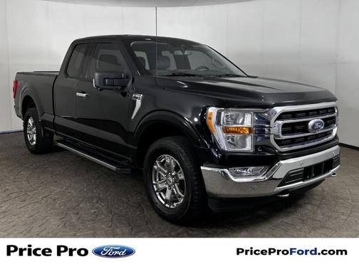 Black 2021 Ford F-150 XLT