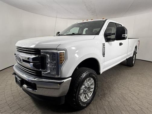 Oxford White 2019 Ford F-250 XL