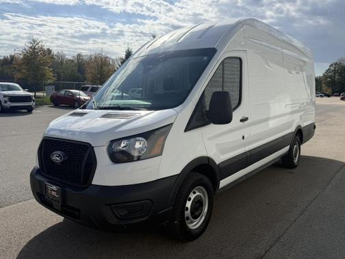 Oxford White 2026 Ford Transit-250 Base