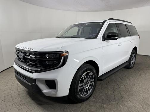 White 2025 Ford Expedition Active