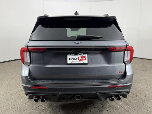 Carbonized Gray Metallic 2025 Ford Explorer ST
