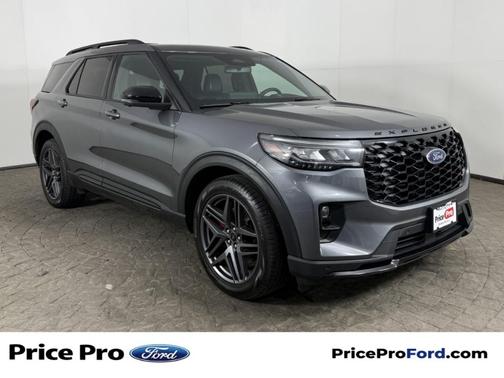 Carbonized Gray Metallic 2025 Ford Explorer ST