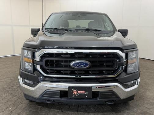 Agate Black Metallic 2023 Ford F-150 XLT