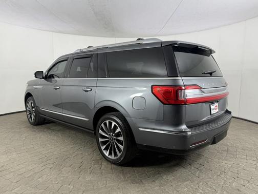 Asher Gray 2021 Lincoln Navigator L Reserve