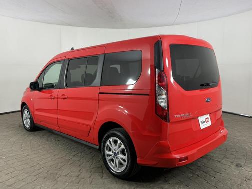 Race Red 2022 Ford Transit Connect XLT
