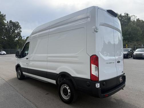 Oxford White 2024 Ford Transit-250 Base