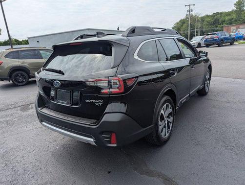 2022 Subaru Outback Limited XT
