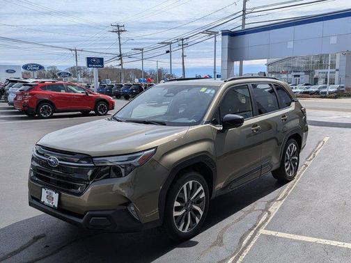 Autumn Green Metallic 2025 Subaru Forester Touring