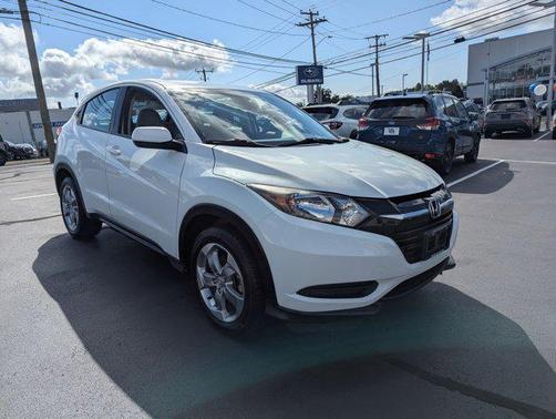 2017 Honda HR-V LX