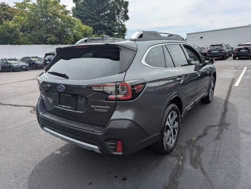 2022 Subaru Outback Touring