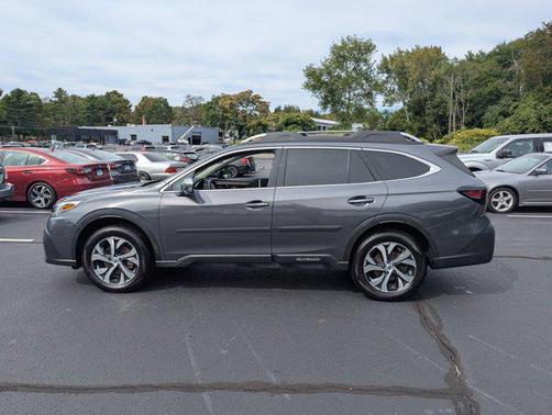 2022 Subaru Outback Touring