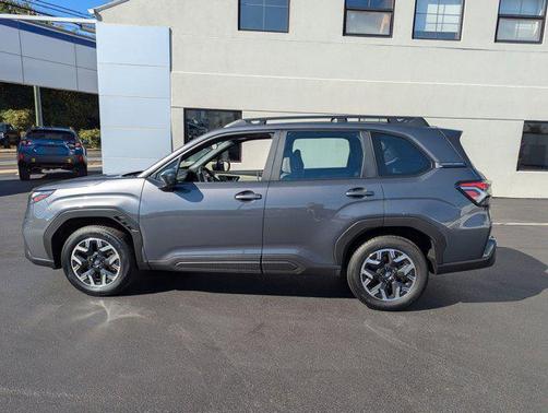 2025 Subaru Forester Base