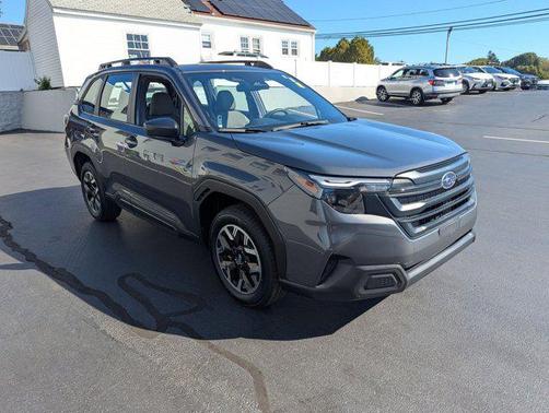 2025 Subaru Forester Base
