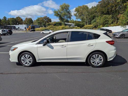 2019 Subaru Impreza 2.0i