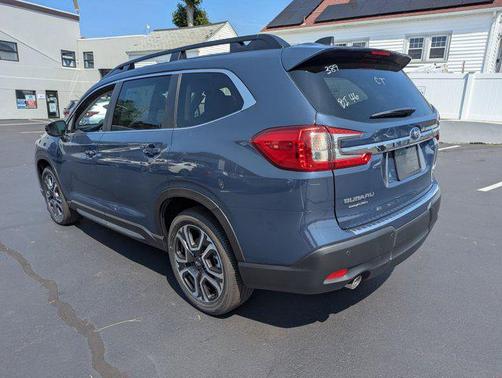 2025 Subaru Ascent Limited 7-Passenger