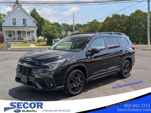 Crystal Black Silica 2026 Subaru Ascent Onyx Edition Touring 7-Passenger