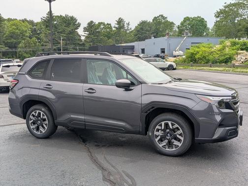 Magnetite Gray Metallic 2026 Subaru Forester Premium