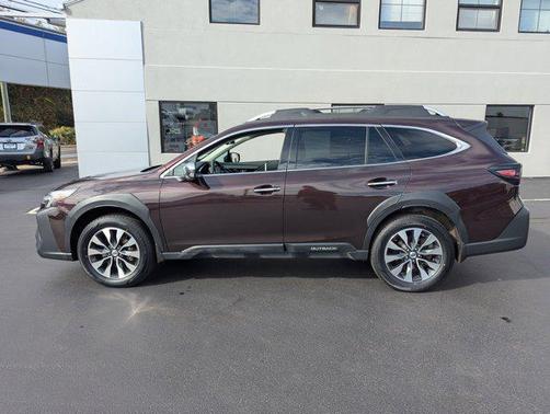 2023 Subaru Outback Touring XT