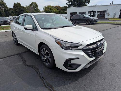 2025 Subaru Legacy Premium