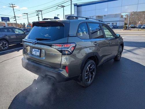 2025 Subaru Forester Hybrid Premium