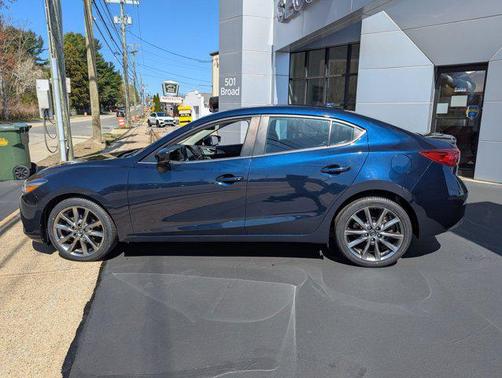 2018 Mazda Mazda3 Touring
