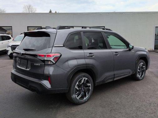 Magnetite Gray Metallic 2026 Subaru Forester Hybrid Limited