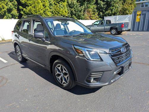 2022 Subaru Forester Premium