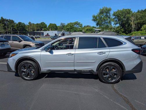 2022 Subaru Outback Onyx Edition XT
