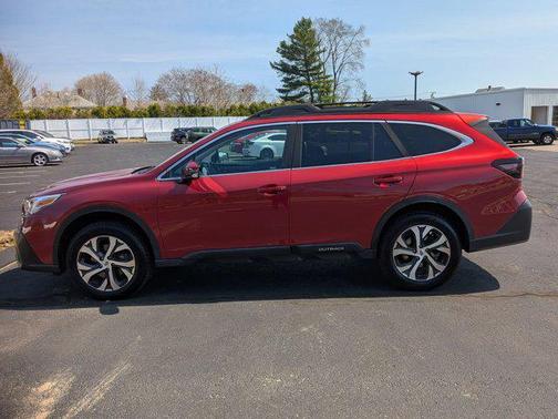 Crimson Red Pearl 2022 Subaru Outback Limited XT