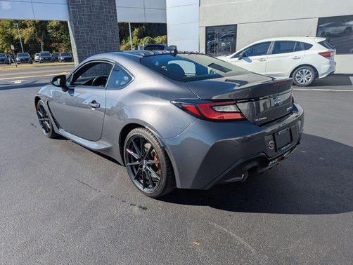 2025 Subaru BRZ tS