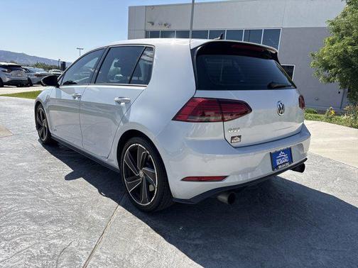 2018 Volkswagen Golf GTI 2.0T S 4-Door