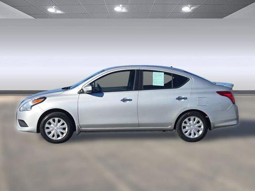 2017 Nissan Versa 1.6 SV
