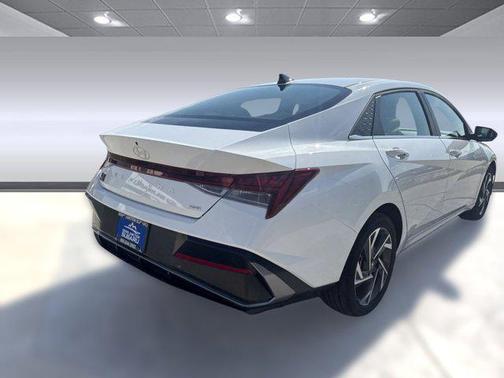 2025 Hyundai ELANTRA HEV Limited