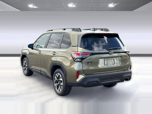 Autumn Green Metallic 2026 Subaru Forester Premium