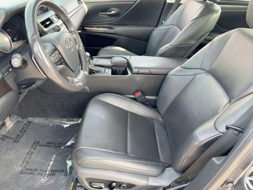 2019 Lexus ES 350 Base