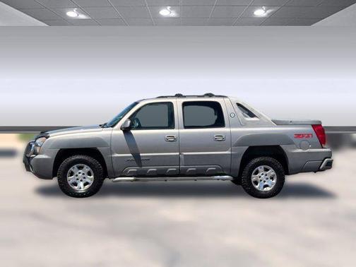 Light Pewter Metallic 2002 Chevrolet Avalanche 1500