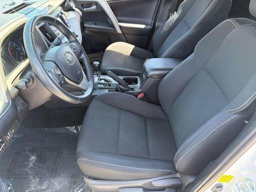 Super White 2018 Toyota RAV4 XLE
