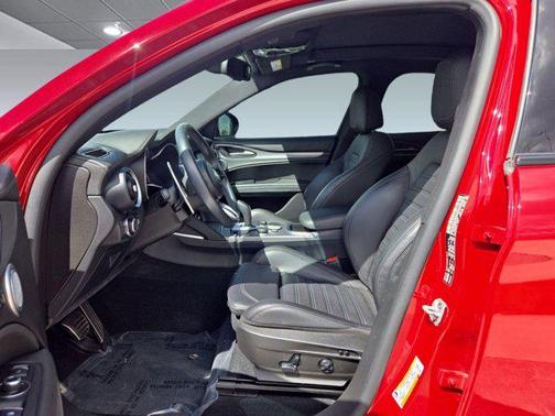 2021 Alfa Romeo Stelvio Ti Sport