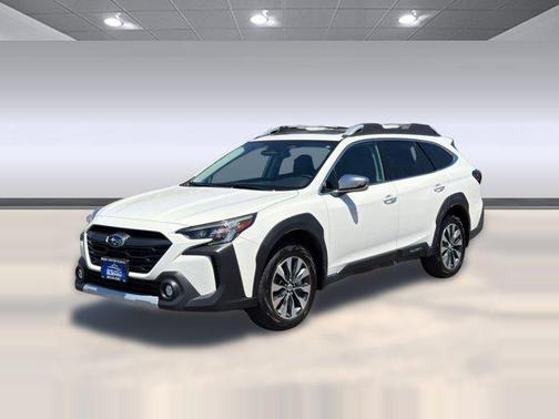 Crystal White Pearl 2024 Subaru Outback Touring XT