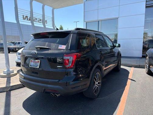 Shadow Black 2018 Ford Explorer sport
