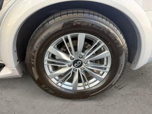 Liquid Platinum 2022 INFINITI QX80 Luxe