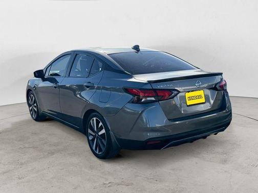 Gun Metallic 2021 Nissan Versa 1.6 SR