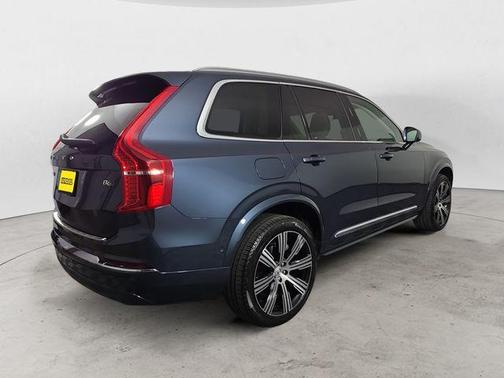 Denim Blue Metallic 2025 Volvo XC90 B6 Plus 7-Seater