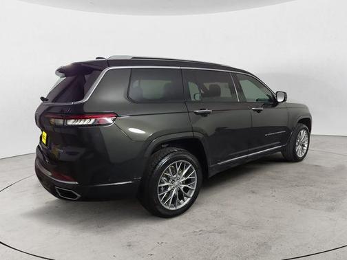 Rocky Mountain Pearlcoat 2022 Jeep Grand Cherokee L Summit