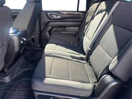 2023 GMC Yukon XL SLE